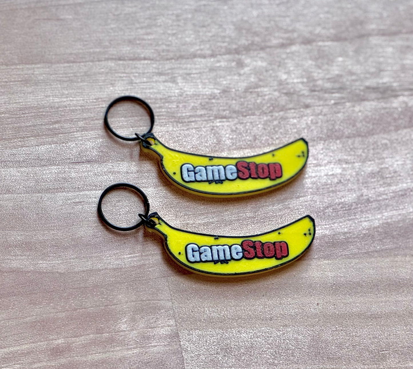 Unofficial GameStop Banana Keychain (2-pack)